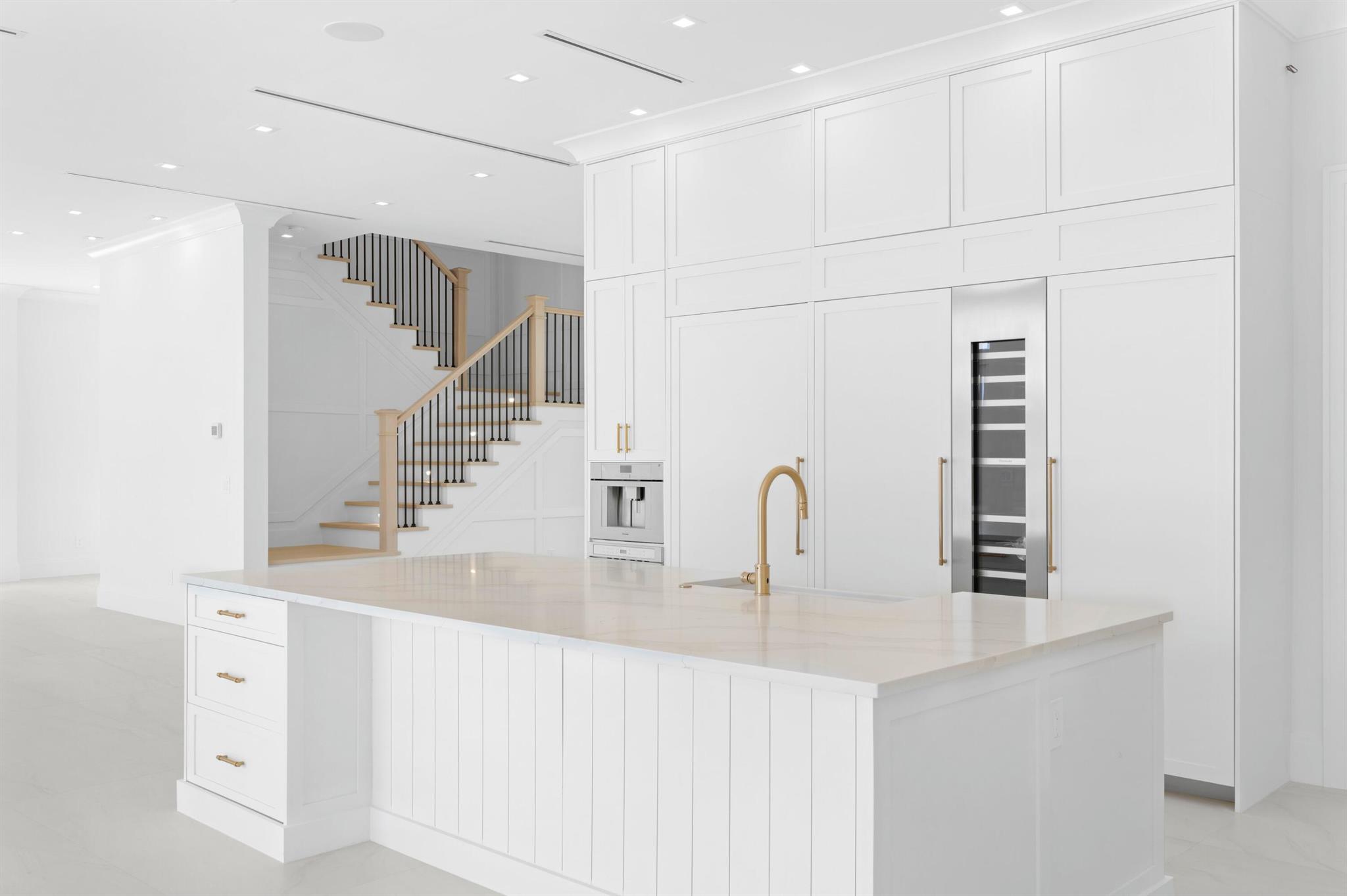 INTRACOASTAL PARK - Residential