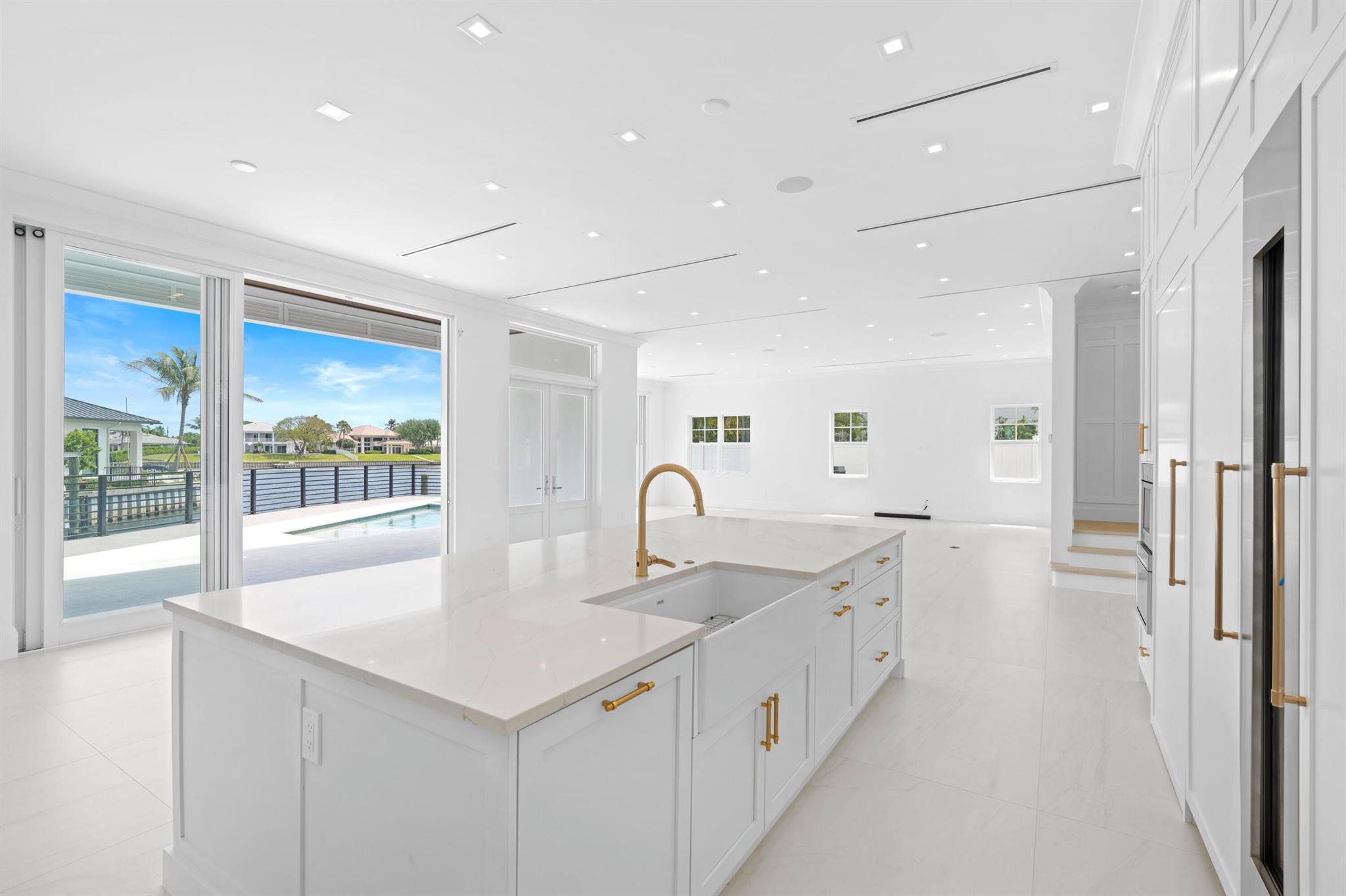 INTRACOASTAL PARK - Residential