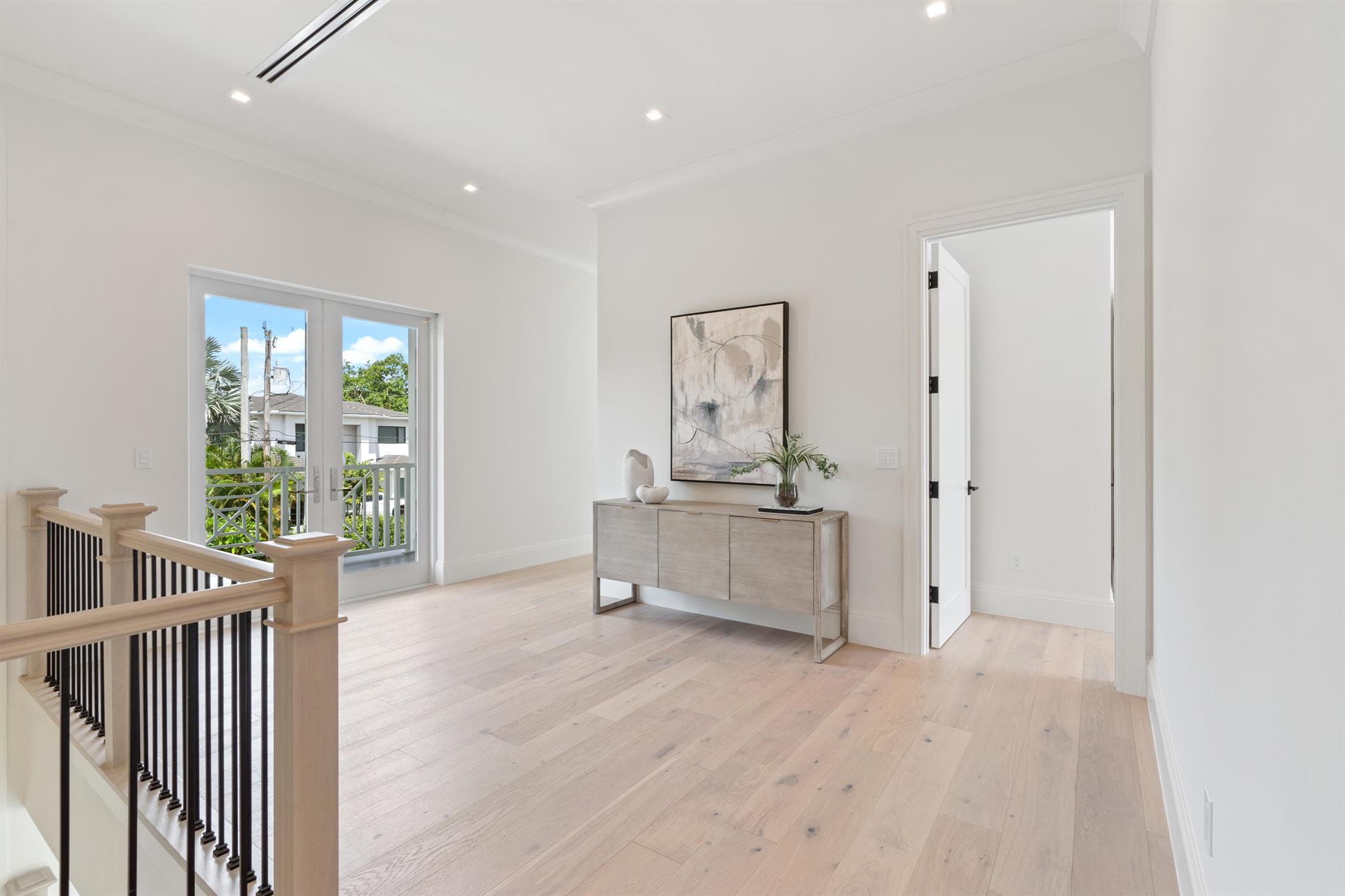 INTRACOASTAL PARK - Residential