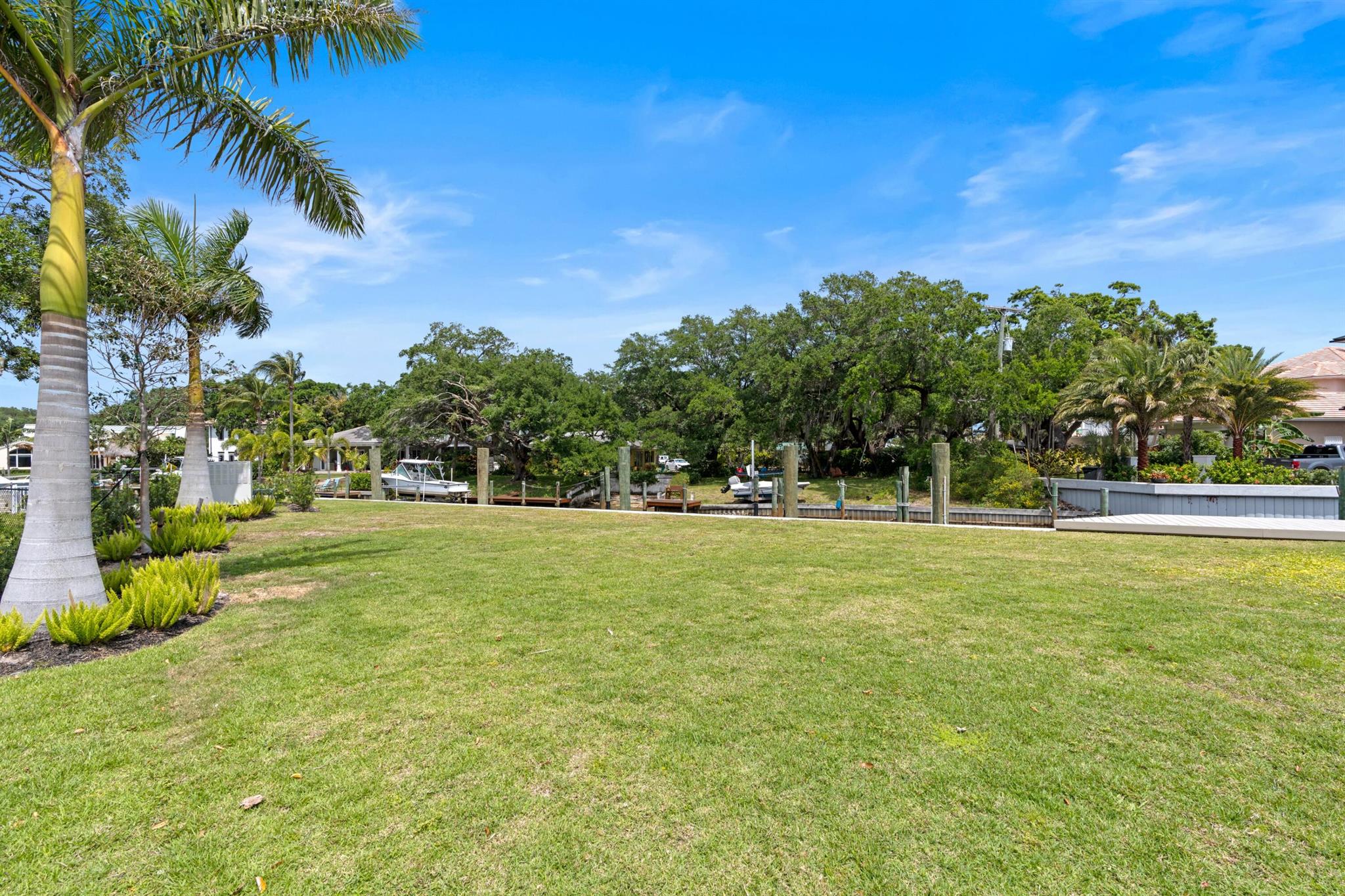 INTRACOASTAL PARK - Residential