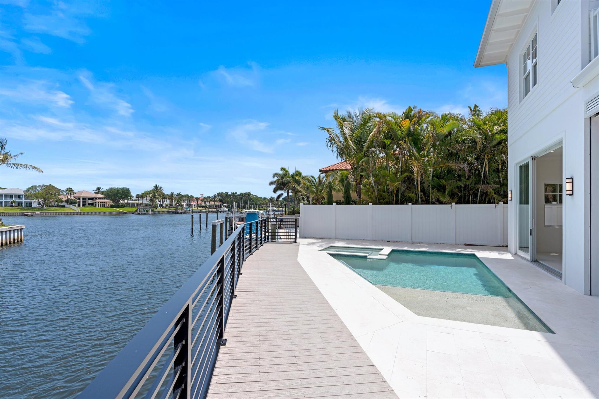 INTRACOASTAL PARK - Residential