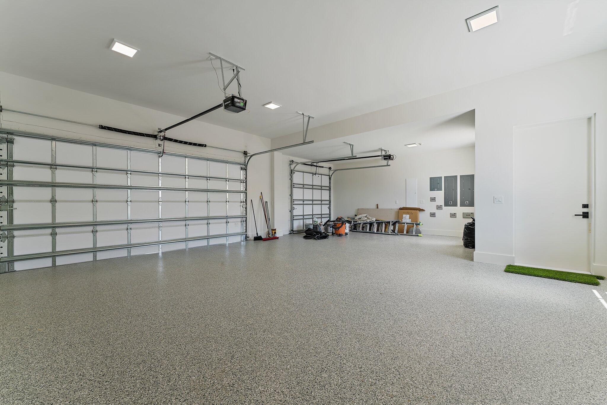 INTRACOASTAL PARK - Residential