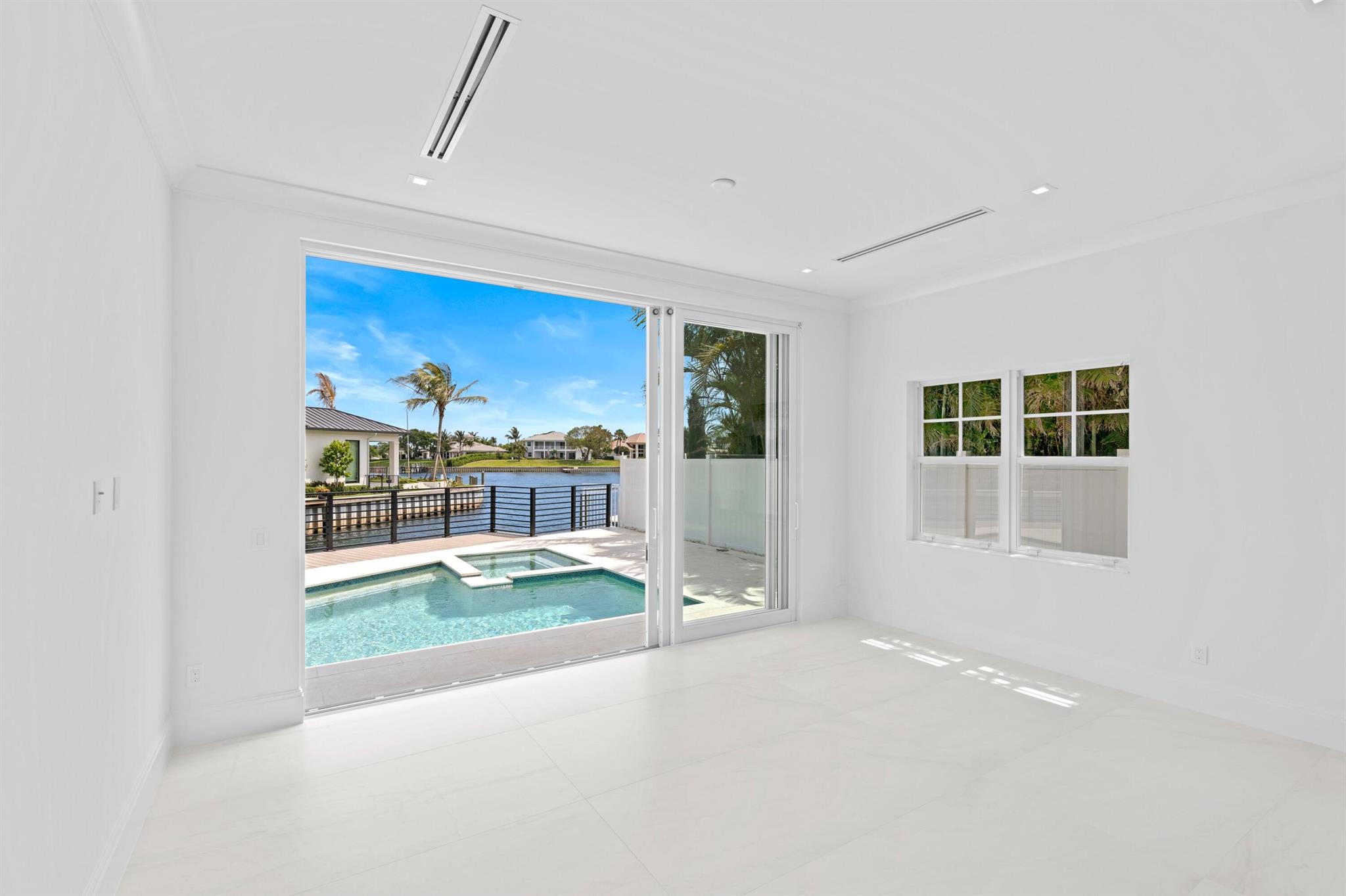 INTRACOASTAL PARK - Residential