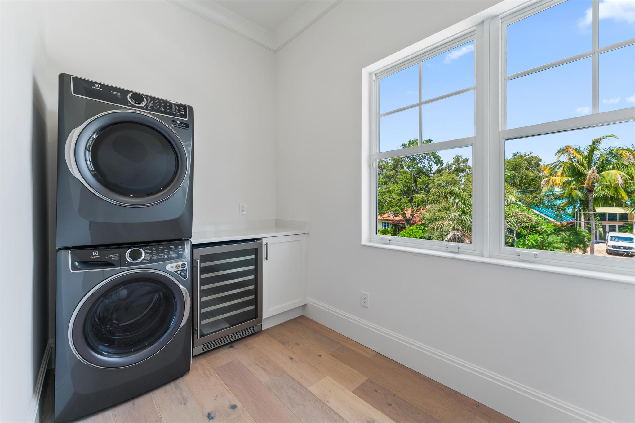 INTRACOASTAL PARK - Residential