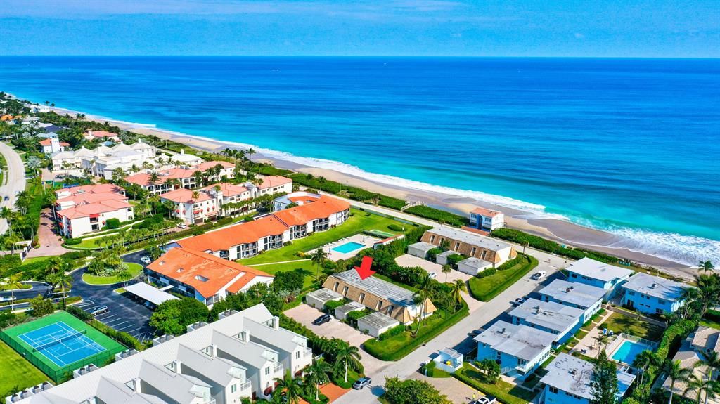 Photo of 5720 Old Ocean Boulevard #4w, Ocean Ridge, FL 33435 (MLS # R10864626)