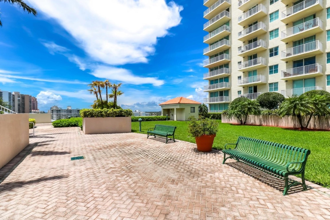 Tides at Bridgeside - Residential