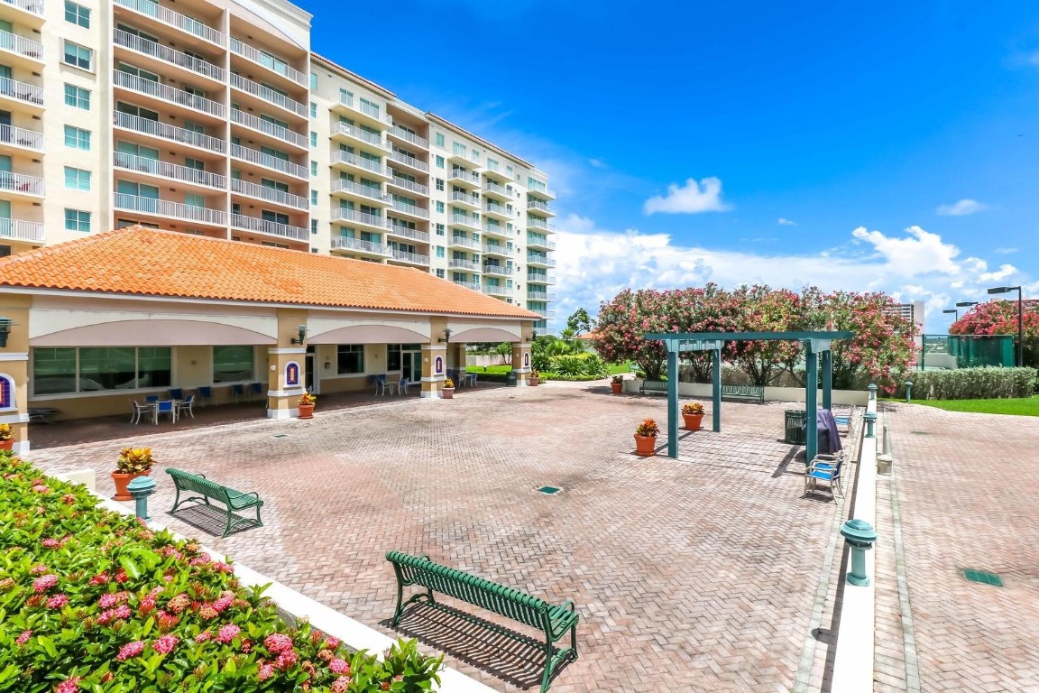 Tides at Bridgeside - Residential