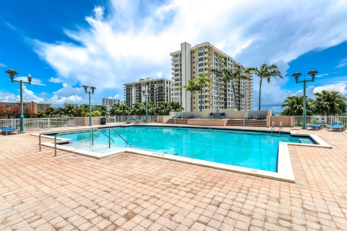 Tides at Bridgeside - Residential