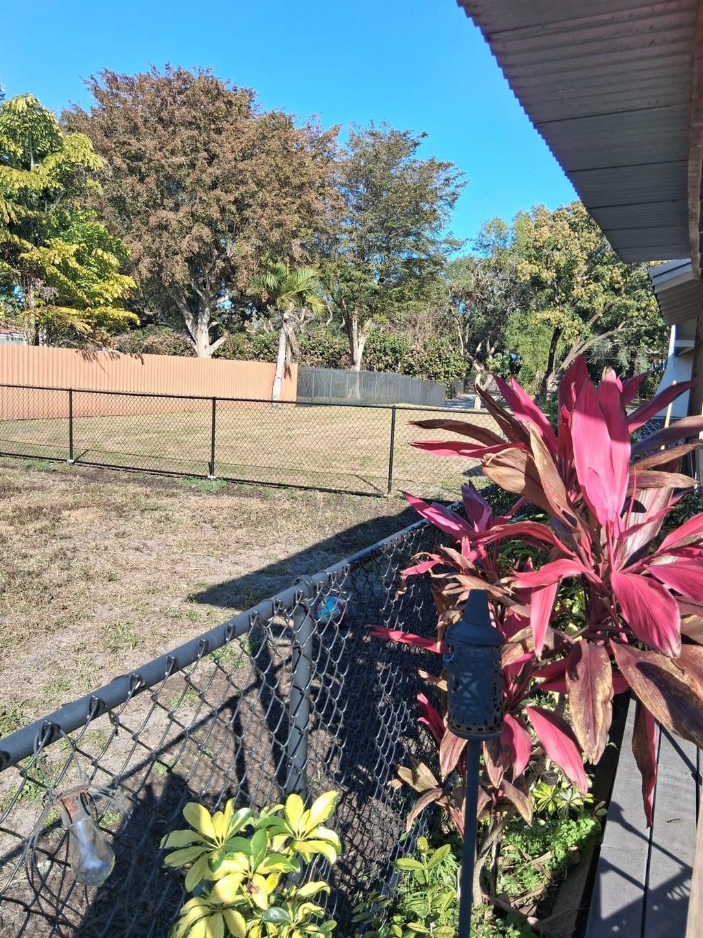 Photo of 5191 SW 109th Avenue, Davie, FL 33328 (MLS # F10550960)