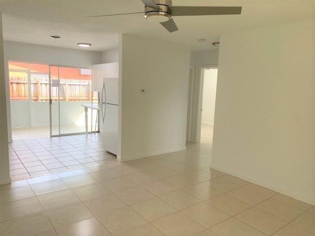 Photo of 4211 NE 13th Avenue, Oakland Park, FL 33334 (MLS # F10488895)