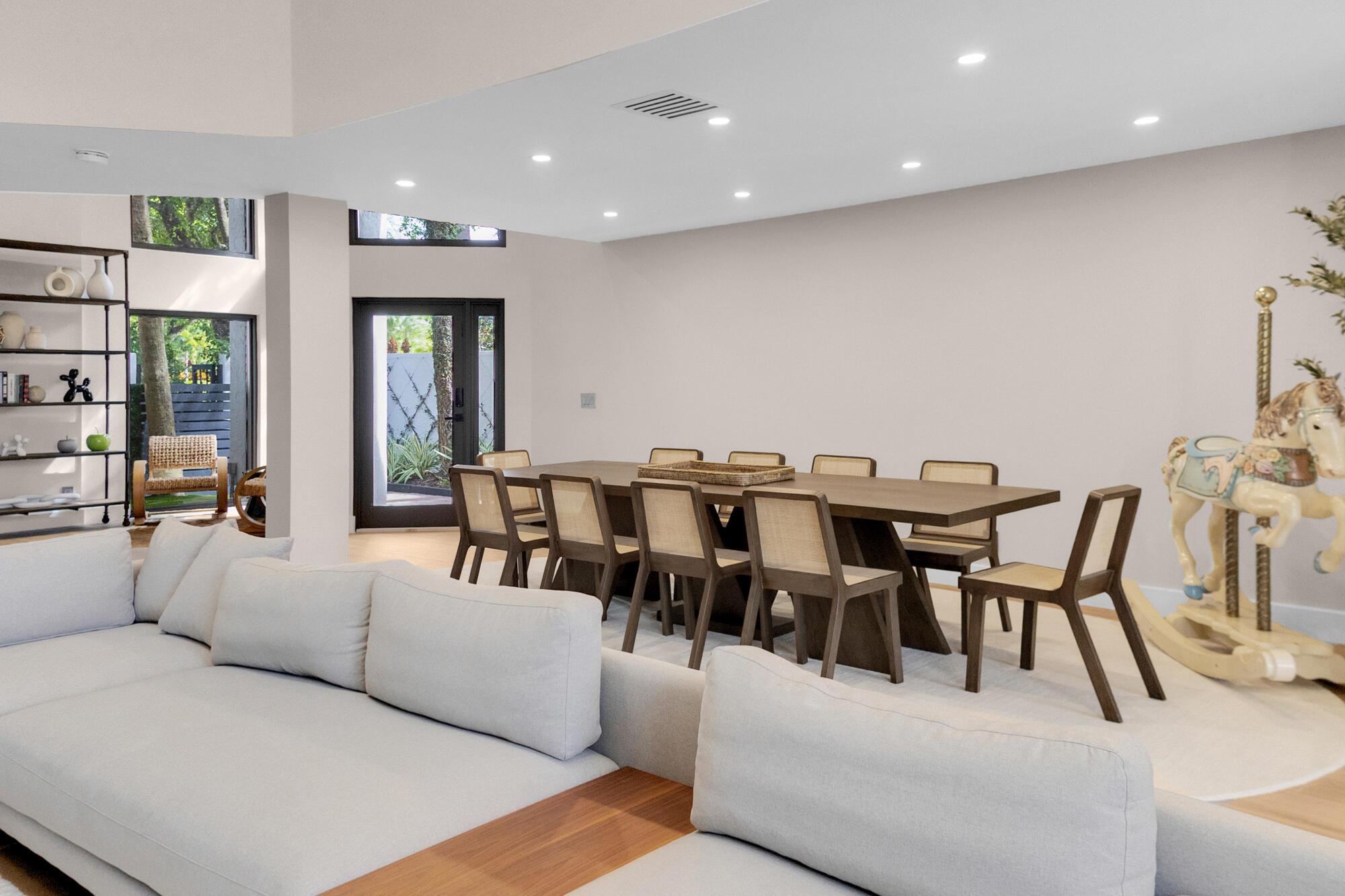 WINDSOR WAY 1 - Residential