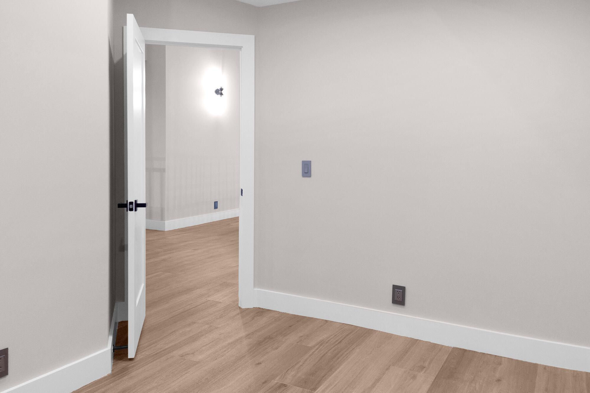 WINDSOR WAY 1 - Residential