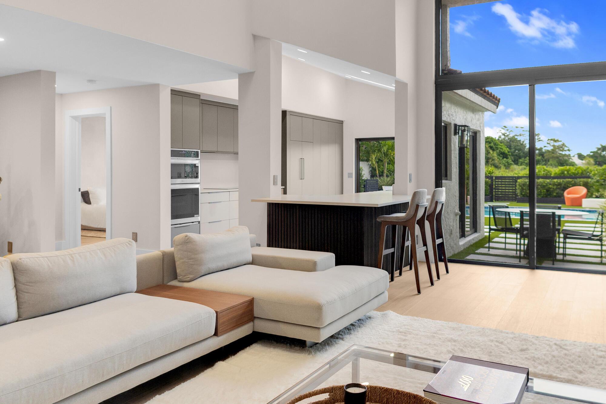 WINDSOR WAY 1 - Residential