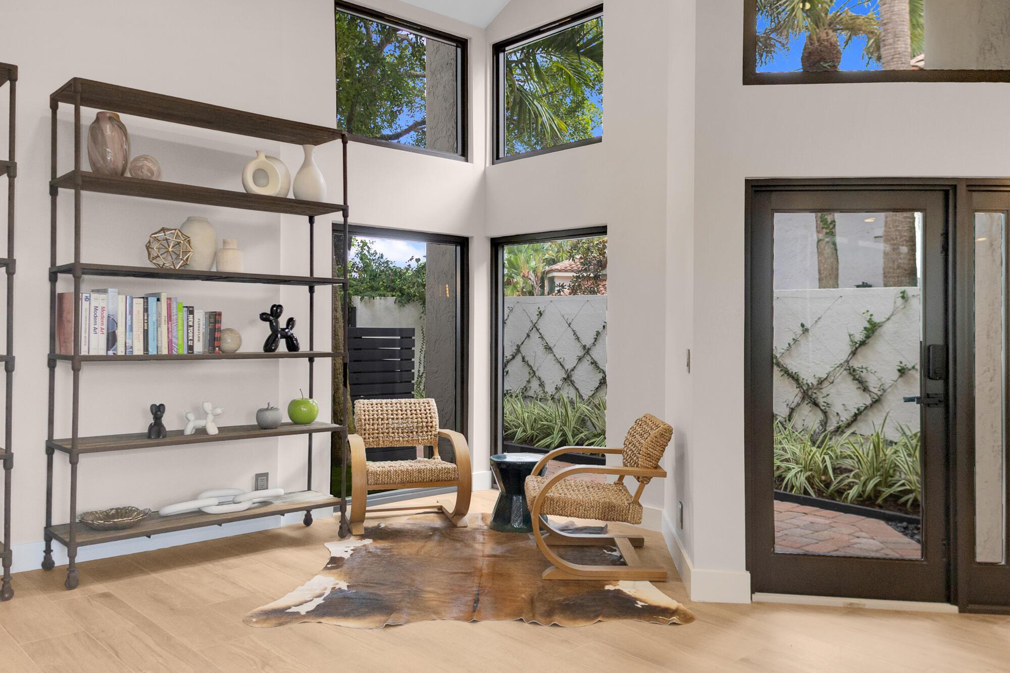 WINDSOR WAY 1 - Residential