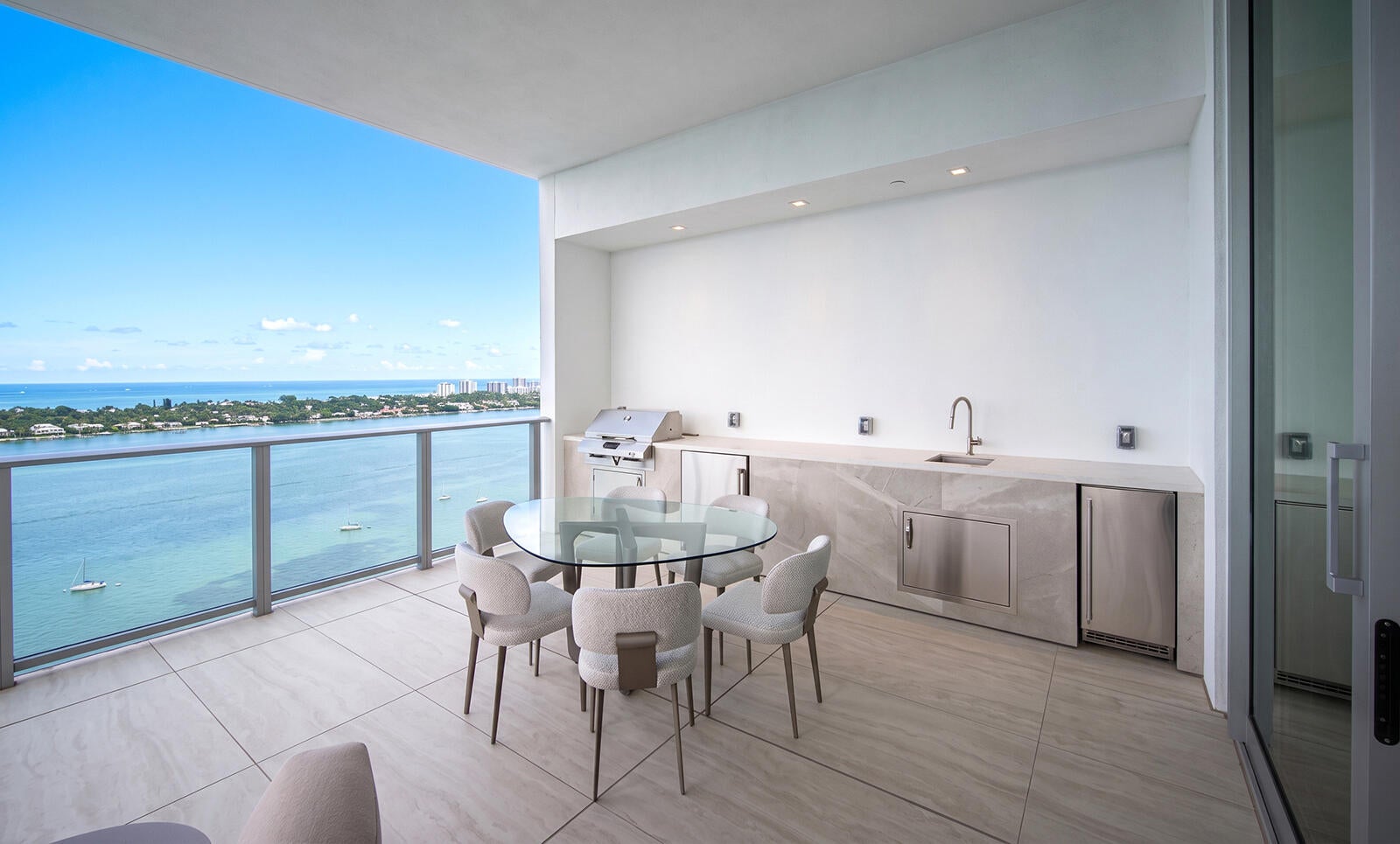 4714 N FLAGLER Drive 2101