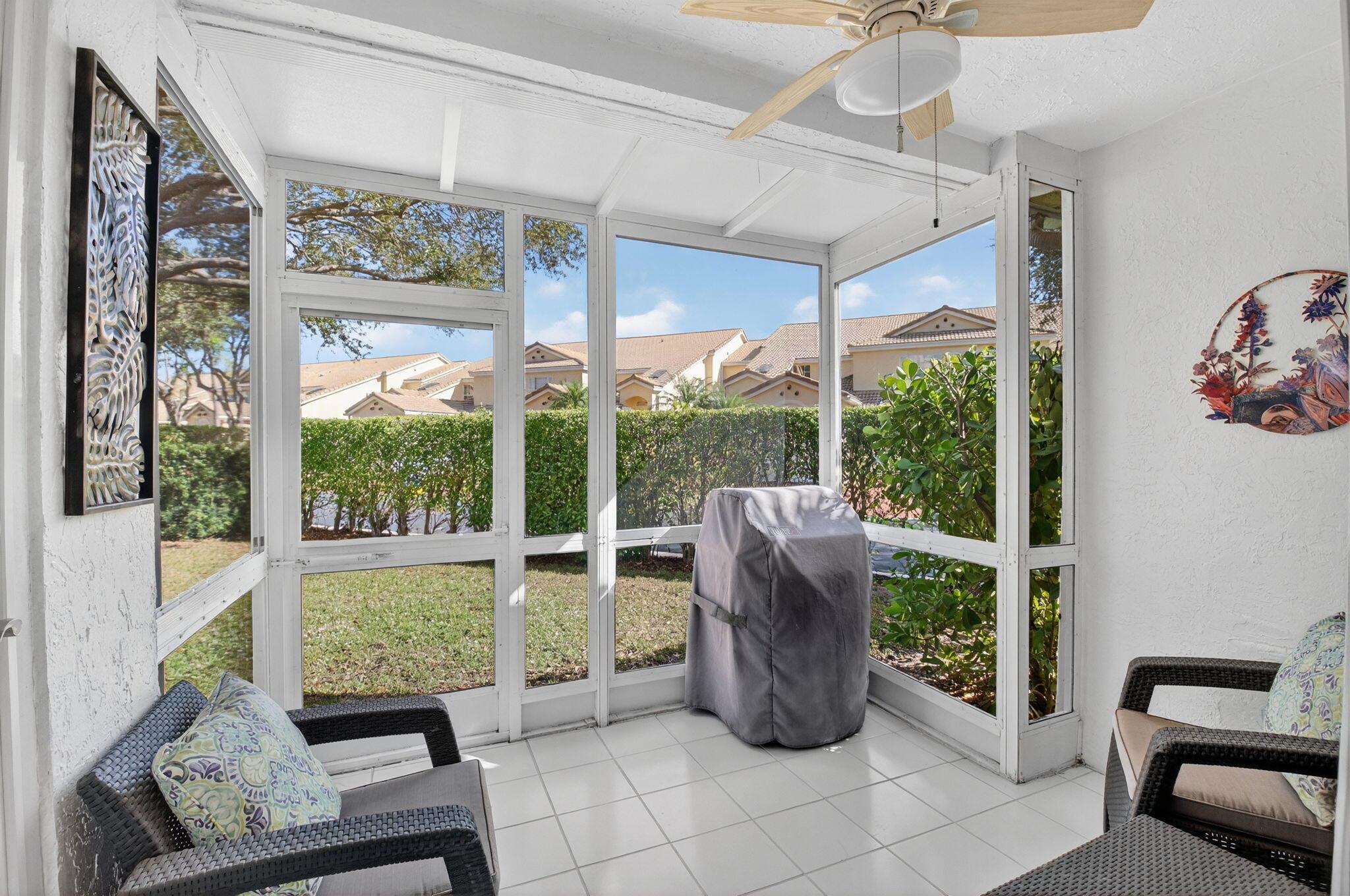 ST TROPEZ AT BOCA GOLF VI - Residential