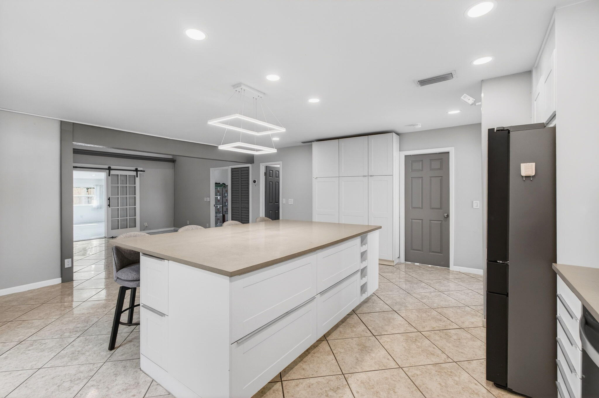 SOUTHRIDGE - Residential