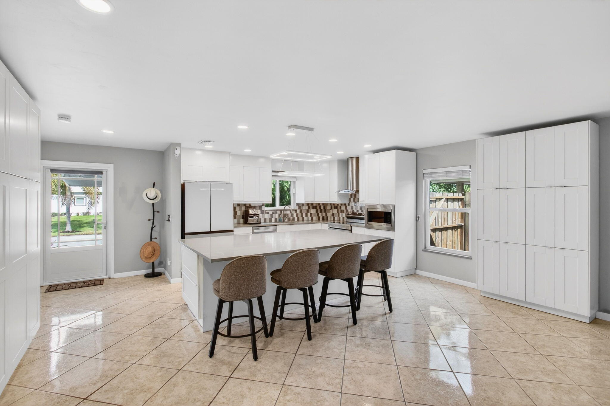 SOUTHRIDGE - Residential