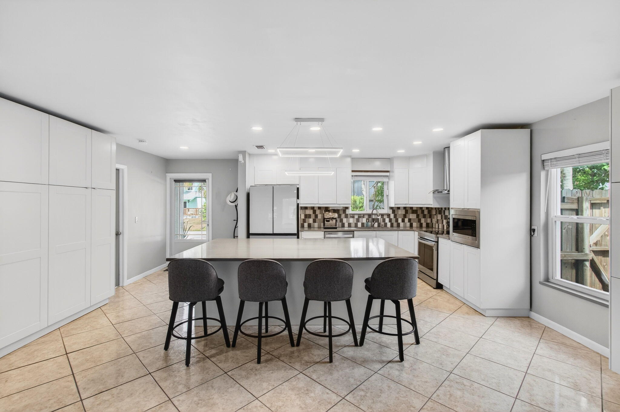 SOUTHRIDGE - Residential