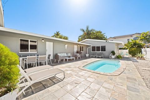 843 NE 17th Ave Fort Lauderdale FL 33304