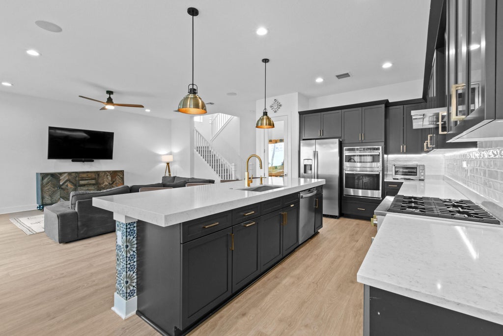 Photo of 8109 Hobbes Way, Palm Beach Gardens, FL 33418 (MLS # R11057927)