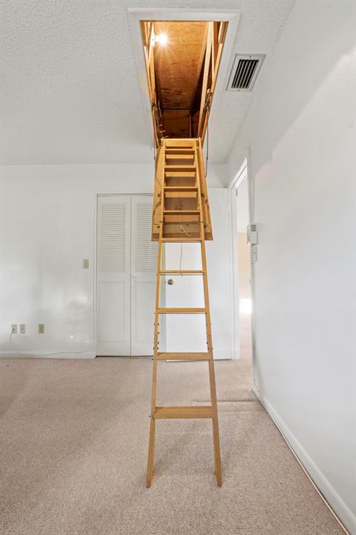 Woodlake Villas - Residential