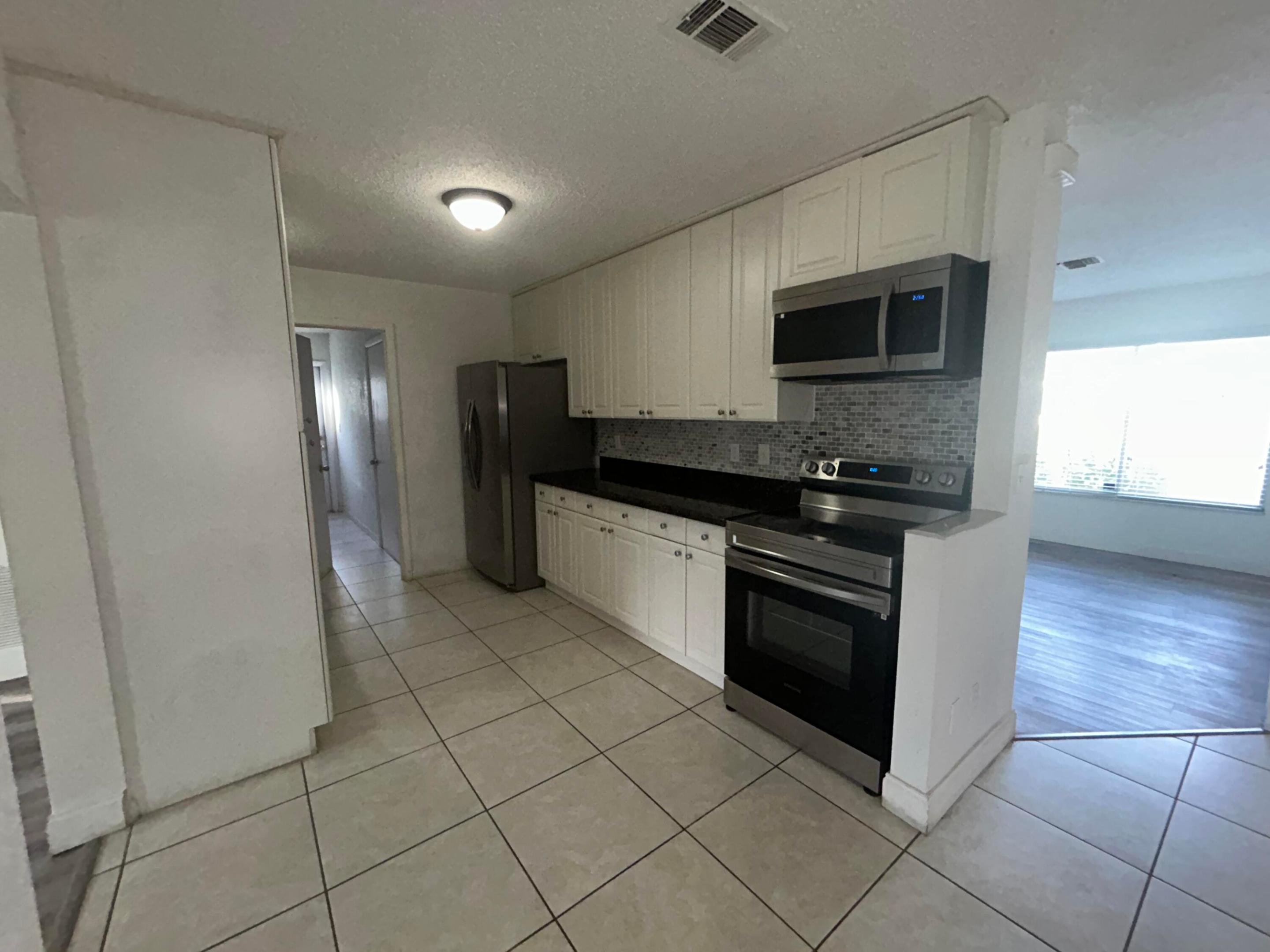 SOUTH PORT ST LUCIE UNIT 15 - Residential