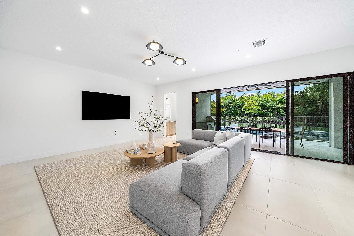 BOCA RATON GOLF COURSE PUD - Residential