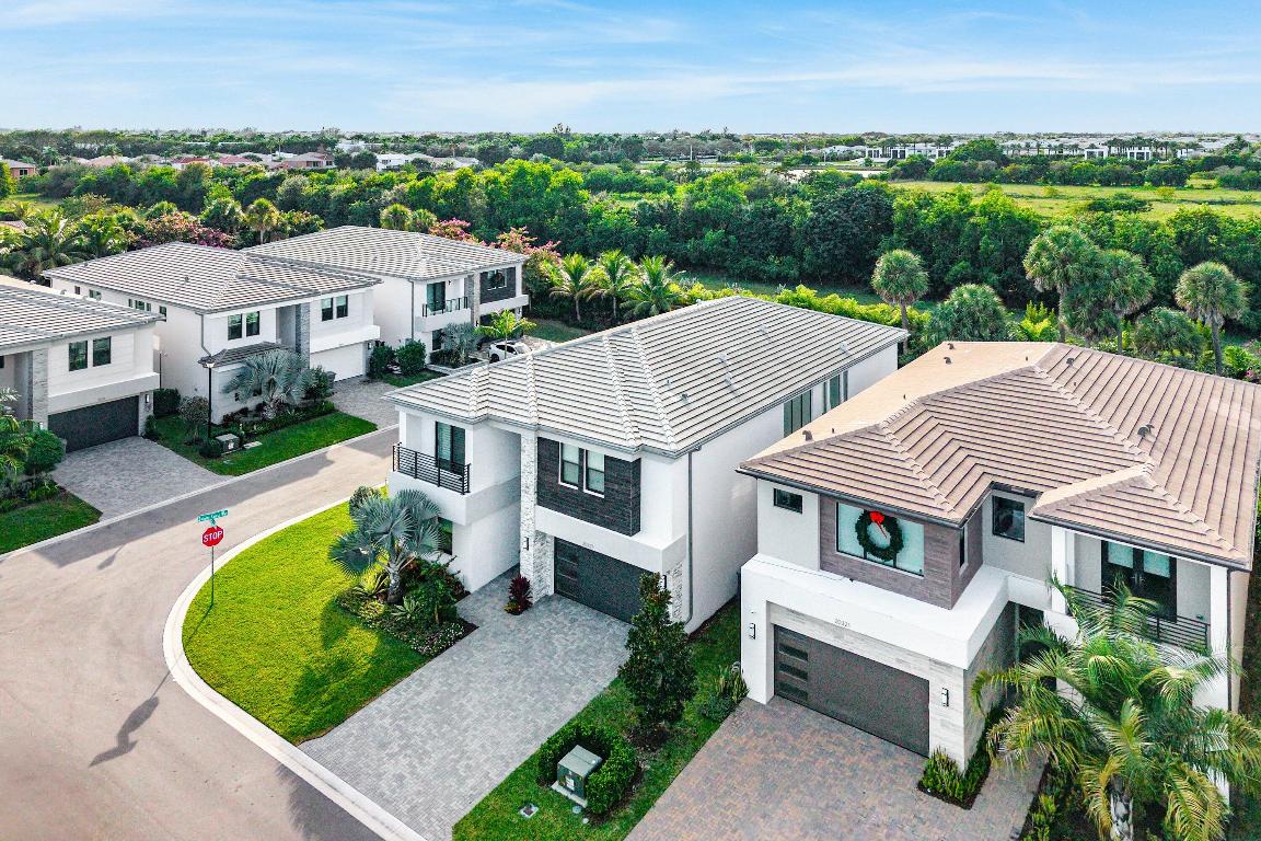 BOCA RATON GOLF COURSE PUD - Residential