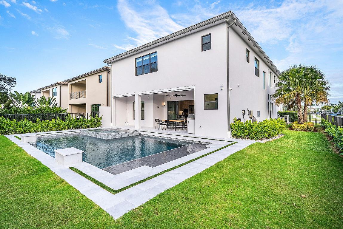 BOCA RATON GOLF COURSE PUD - Residential