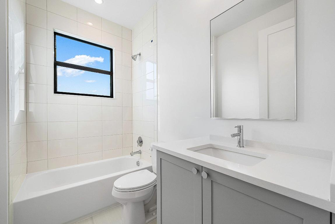 BOCA RATON GOLF COURSE PUD - Residential