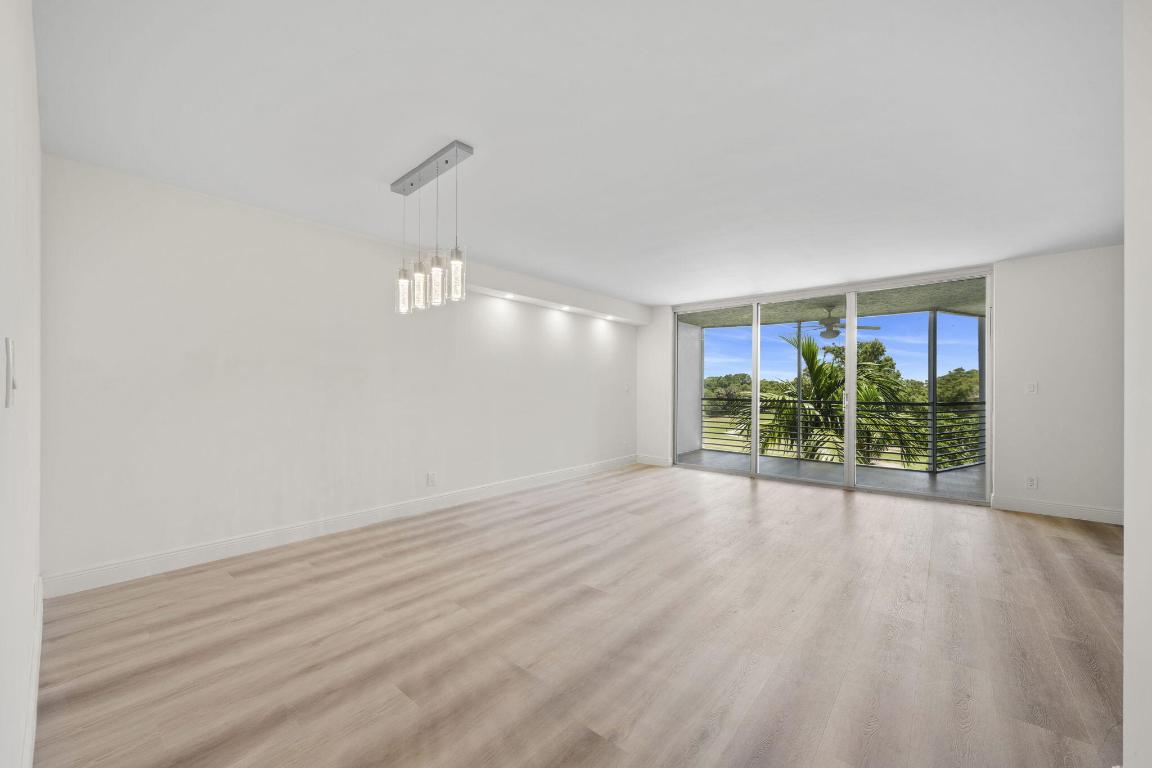 4020 W Palm Aire Drive 408