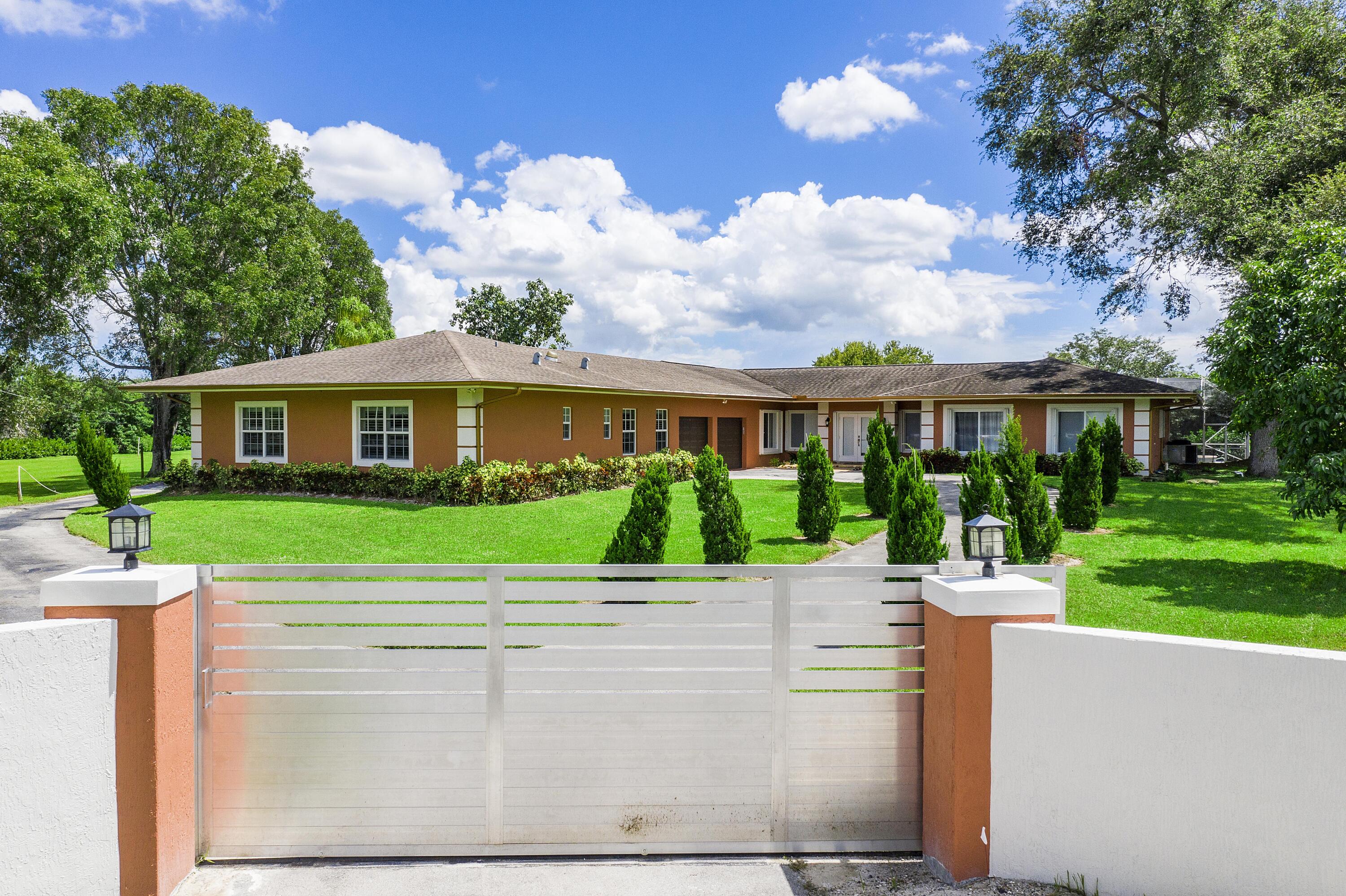 7600 NW 82nd Terrace