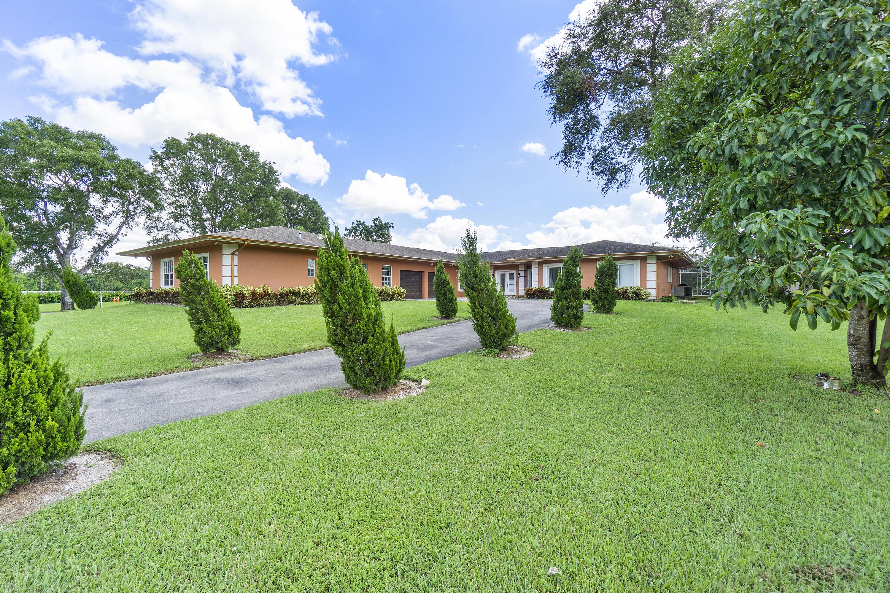 7600 NW 82nd Terrace