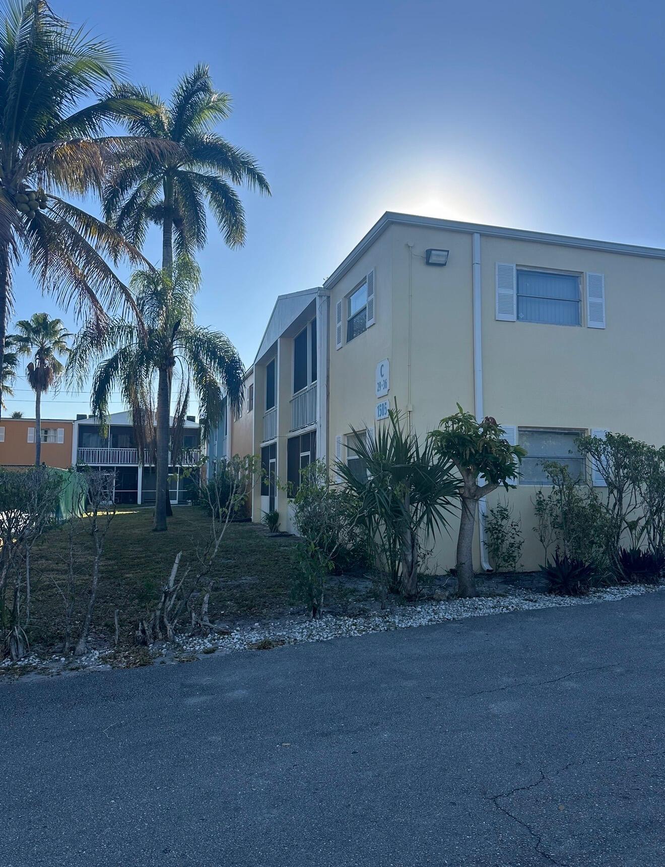 APARTMENTS AT TIMBERLAKE CONDO - Residential