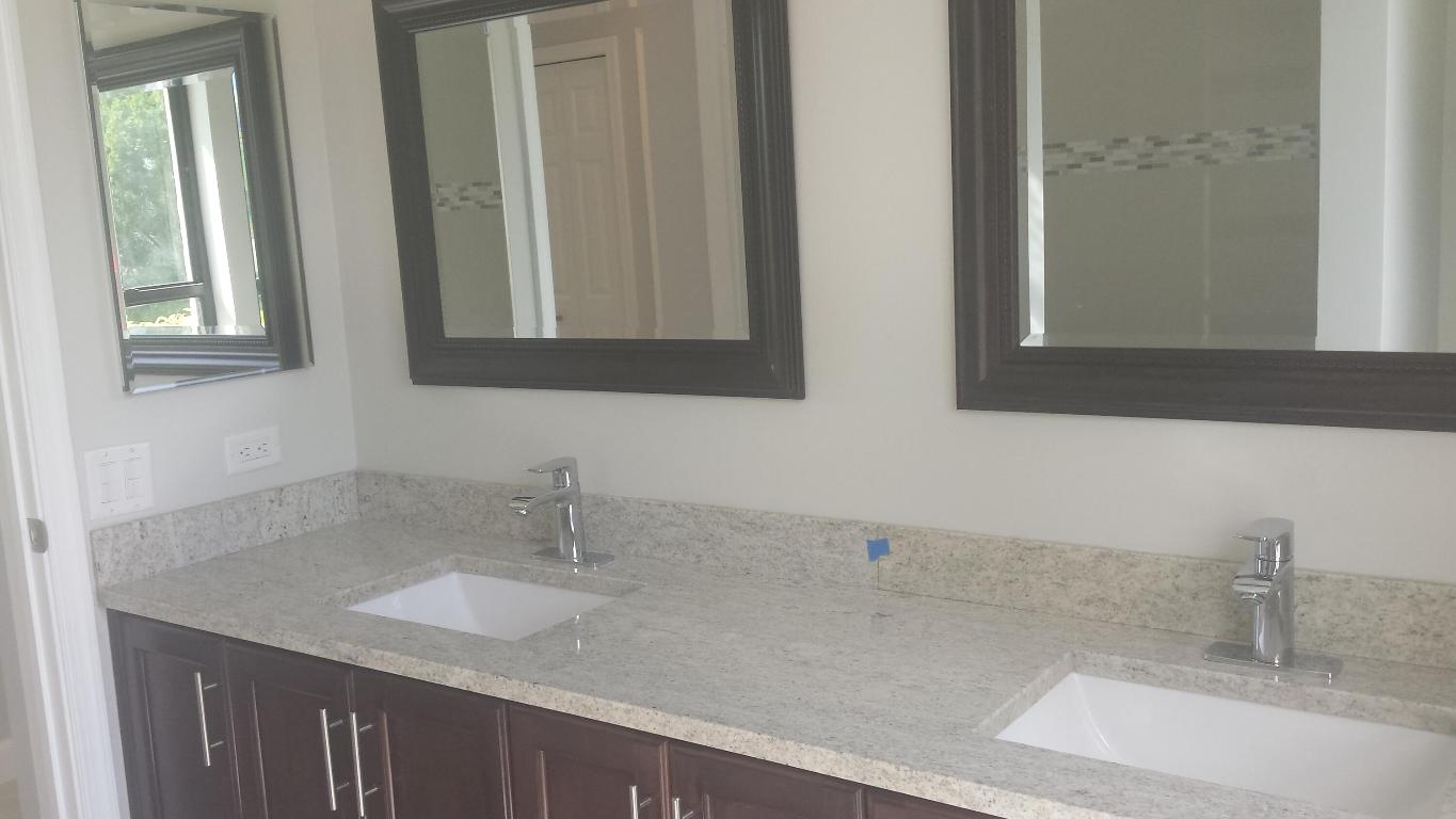 HORSESHOE ACRES WEST - Residential Lease