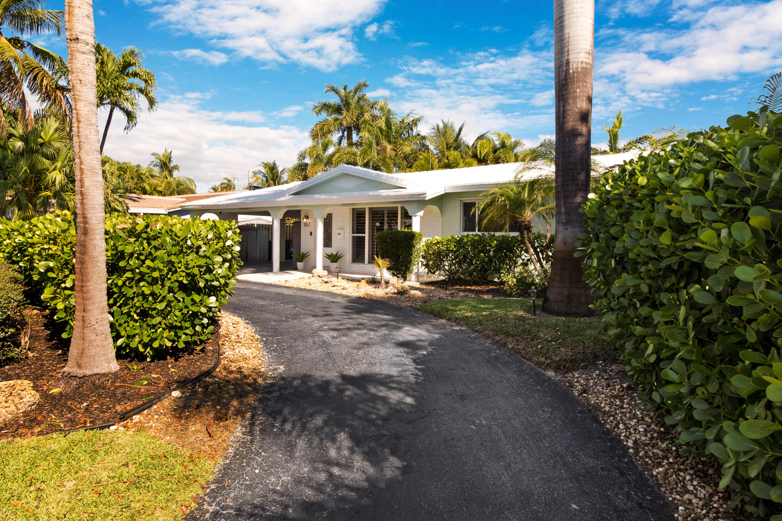 CORAL HIGHLANDS - Residential