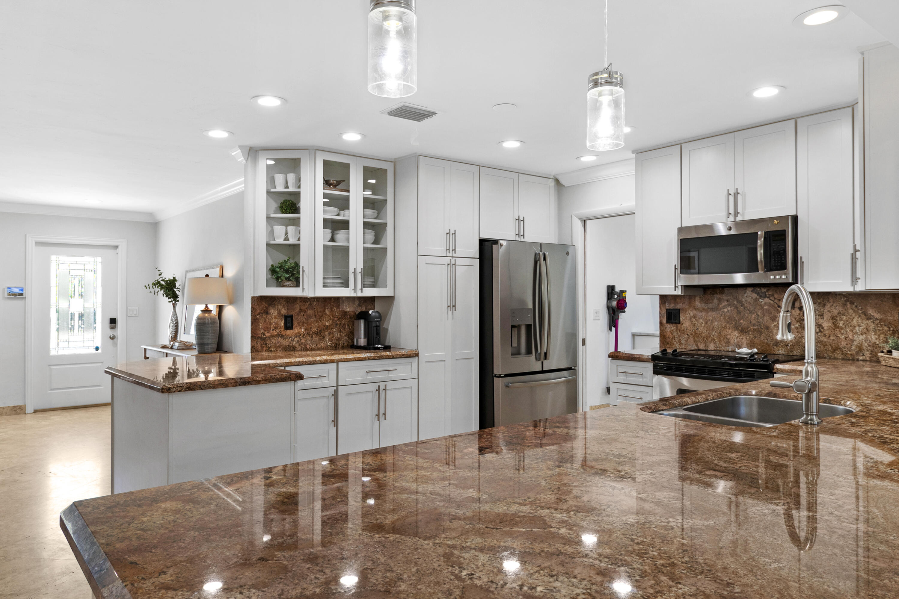 CORAL HIGHLANDS - Residential