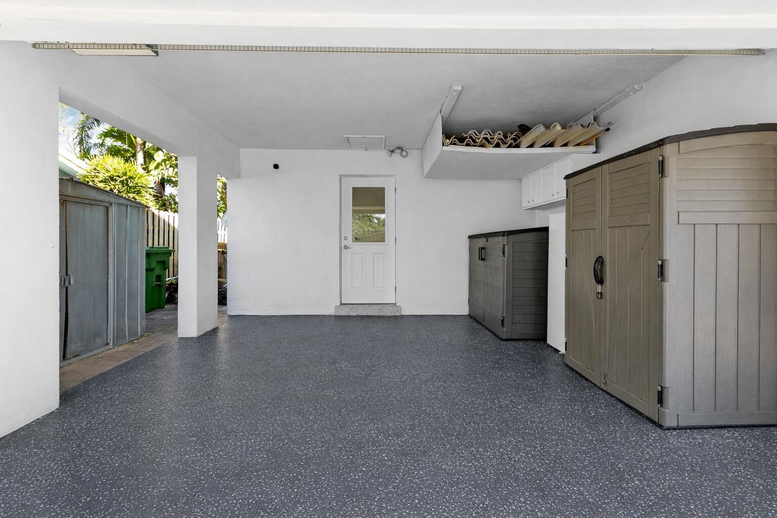 CORAL HIGHLANDS - Residential