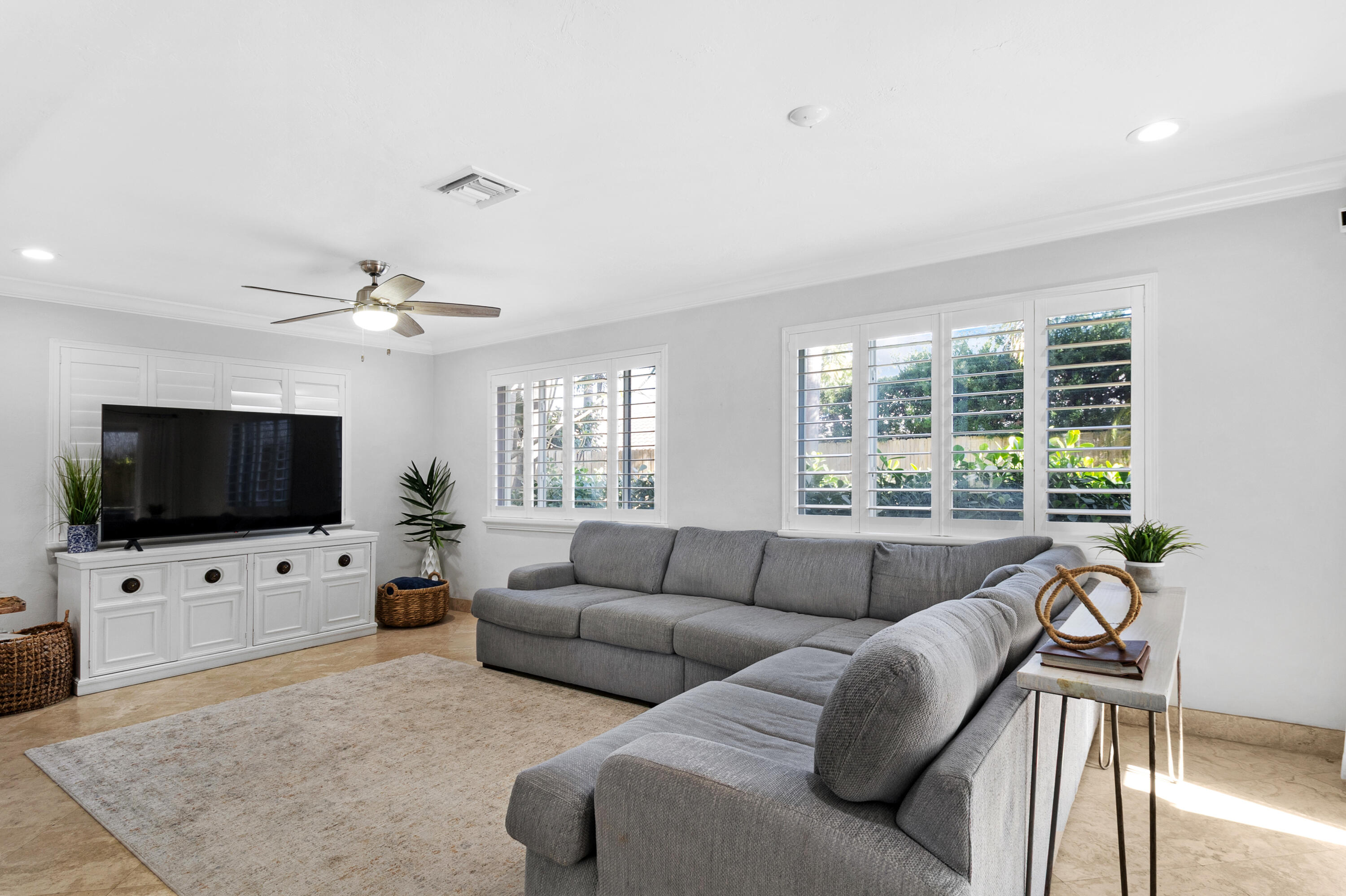 CORAL HIGHLANDS - Residential