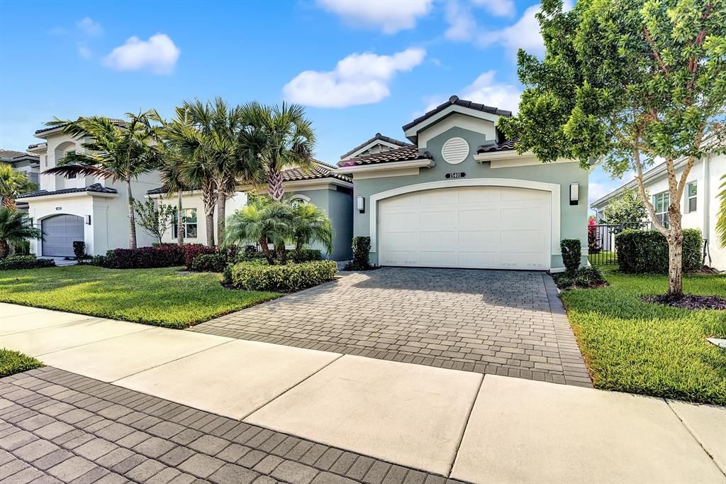 Photo of 15401 Destiny Drive, Delray Beach, FL 33446 (MLS # R10698945)