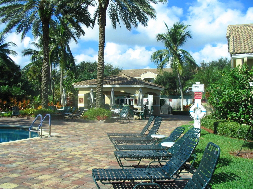 Photo of 254 Village Boulevard #4108, Tequesta, FL 33469 (MLS # B26082391)