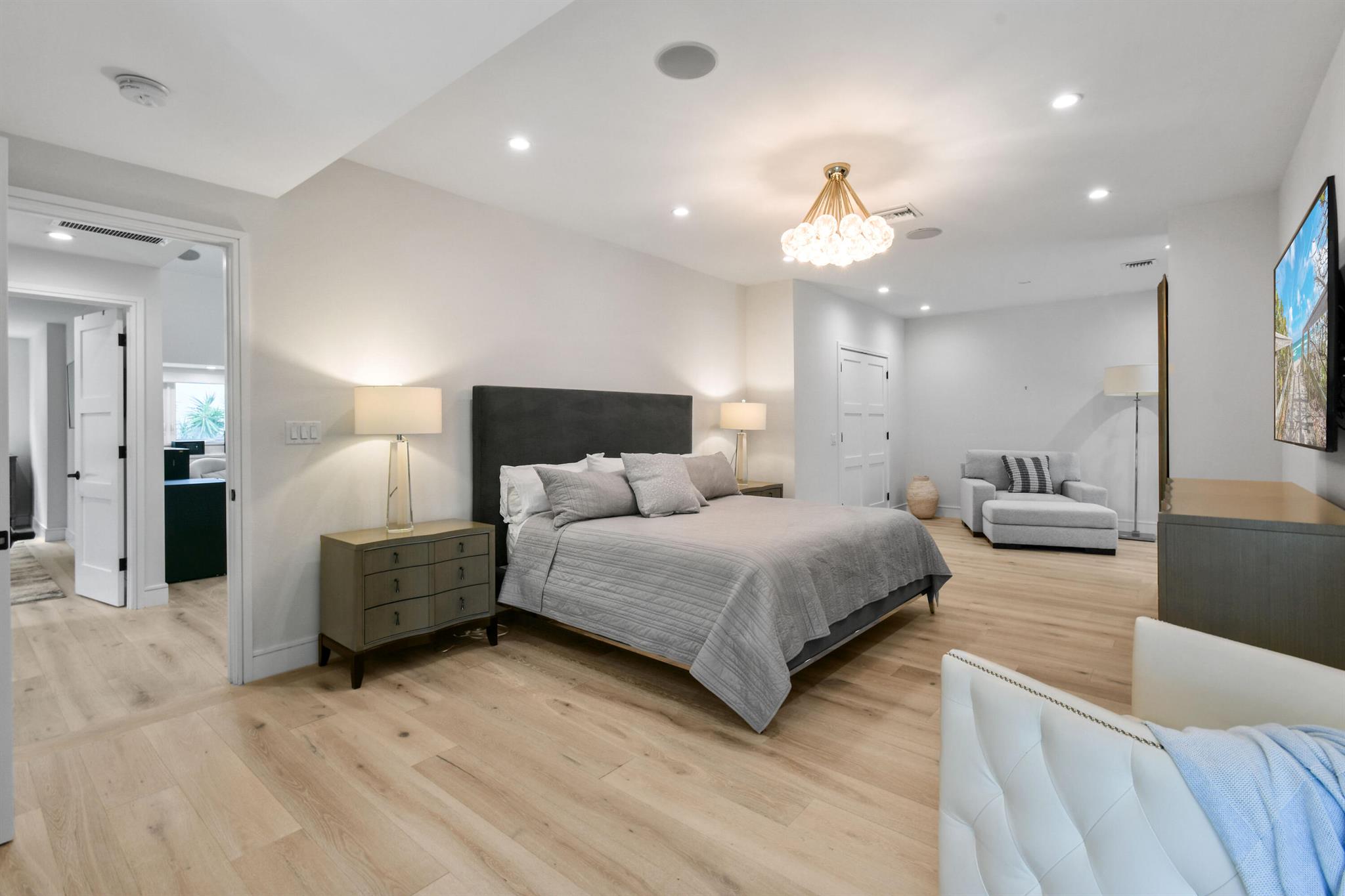 WEXFORD COURT - Residential