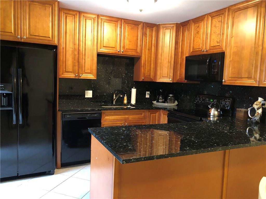 Delray Oaks West Condo 01 - Residential Lease