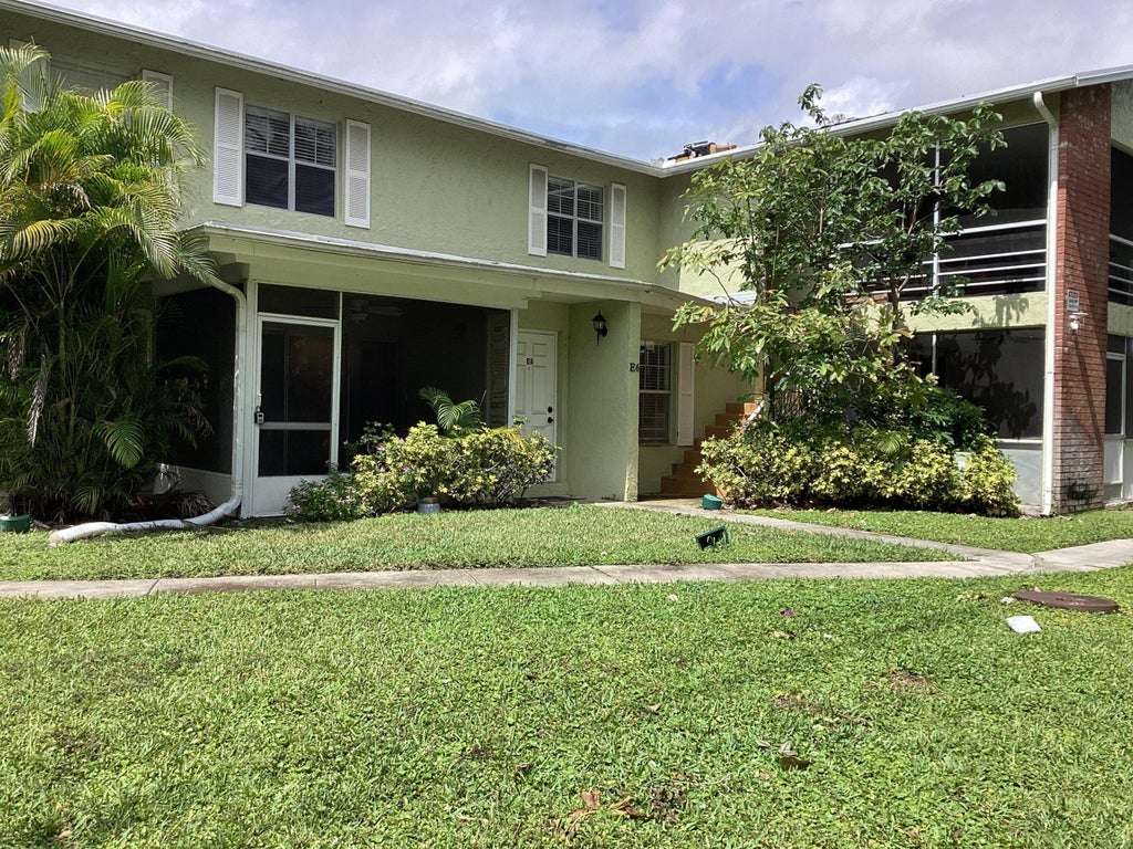 Photo of 12076 Alternate A1a #E6, Palm Beach Gardens, FL 33410 (MLS # R10966612)