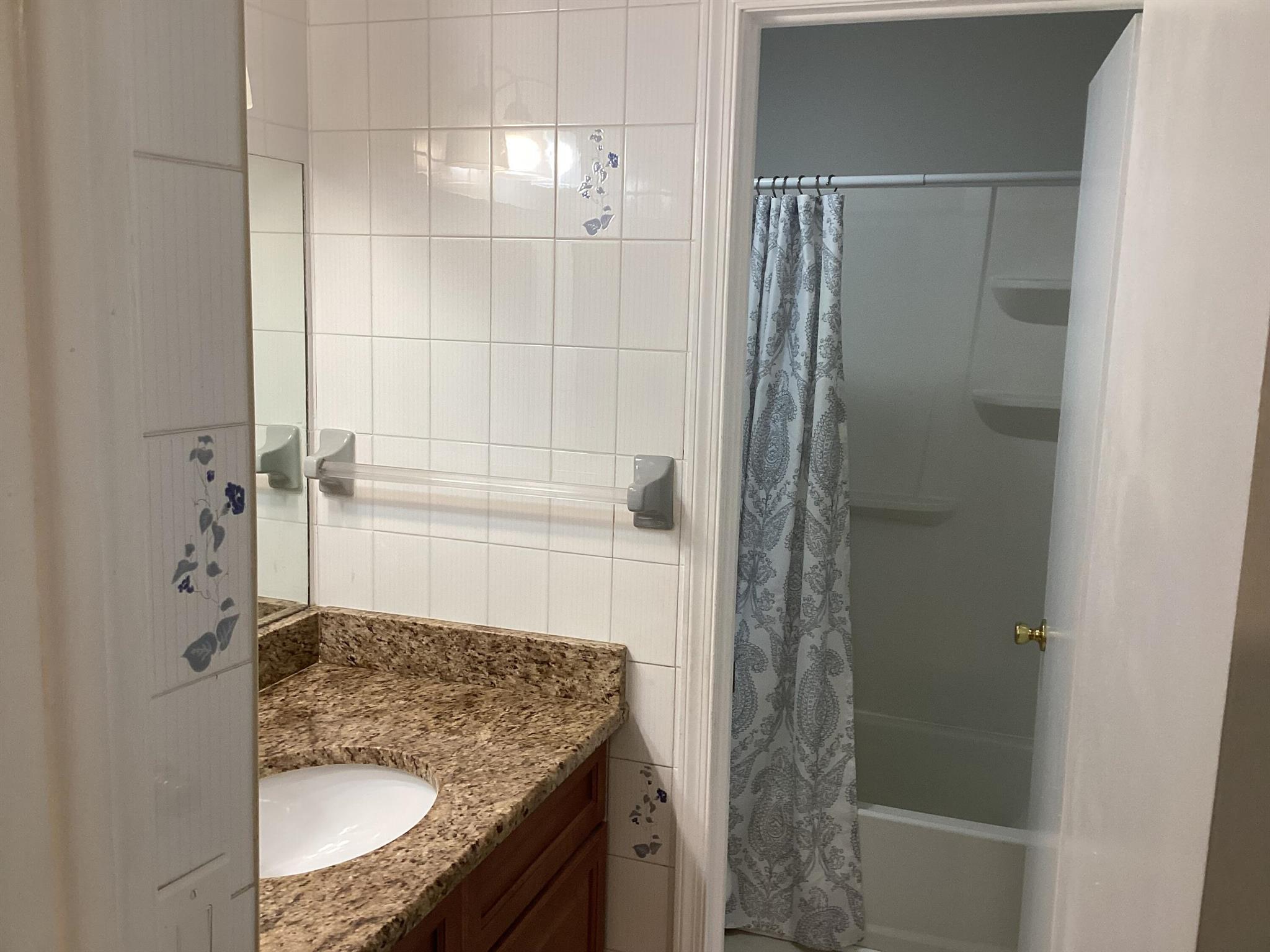 GARDENWAY CONDO - Residential