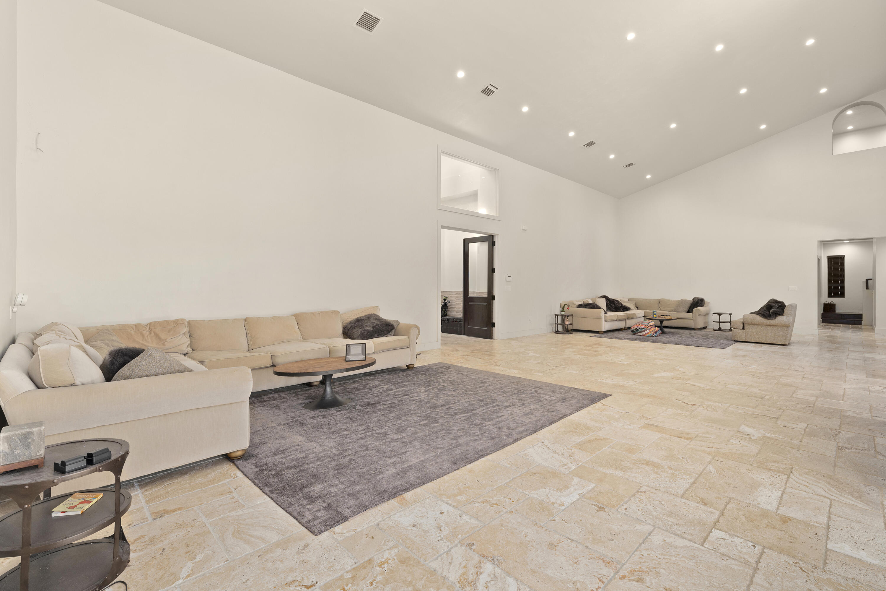 SUNSHINE RANCHES - Residential