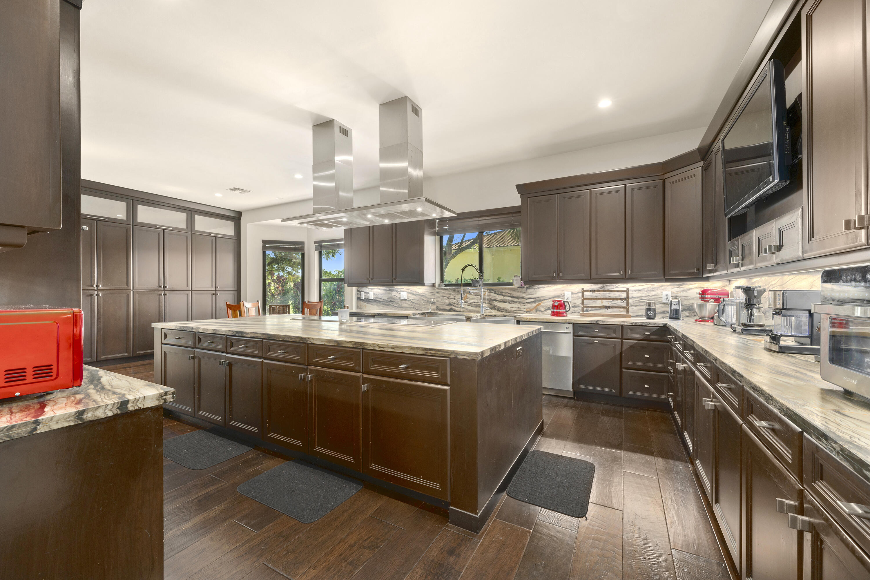 SUNSHINE RANCHES - Residential