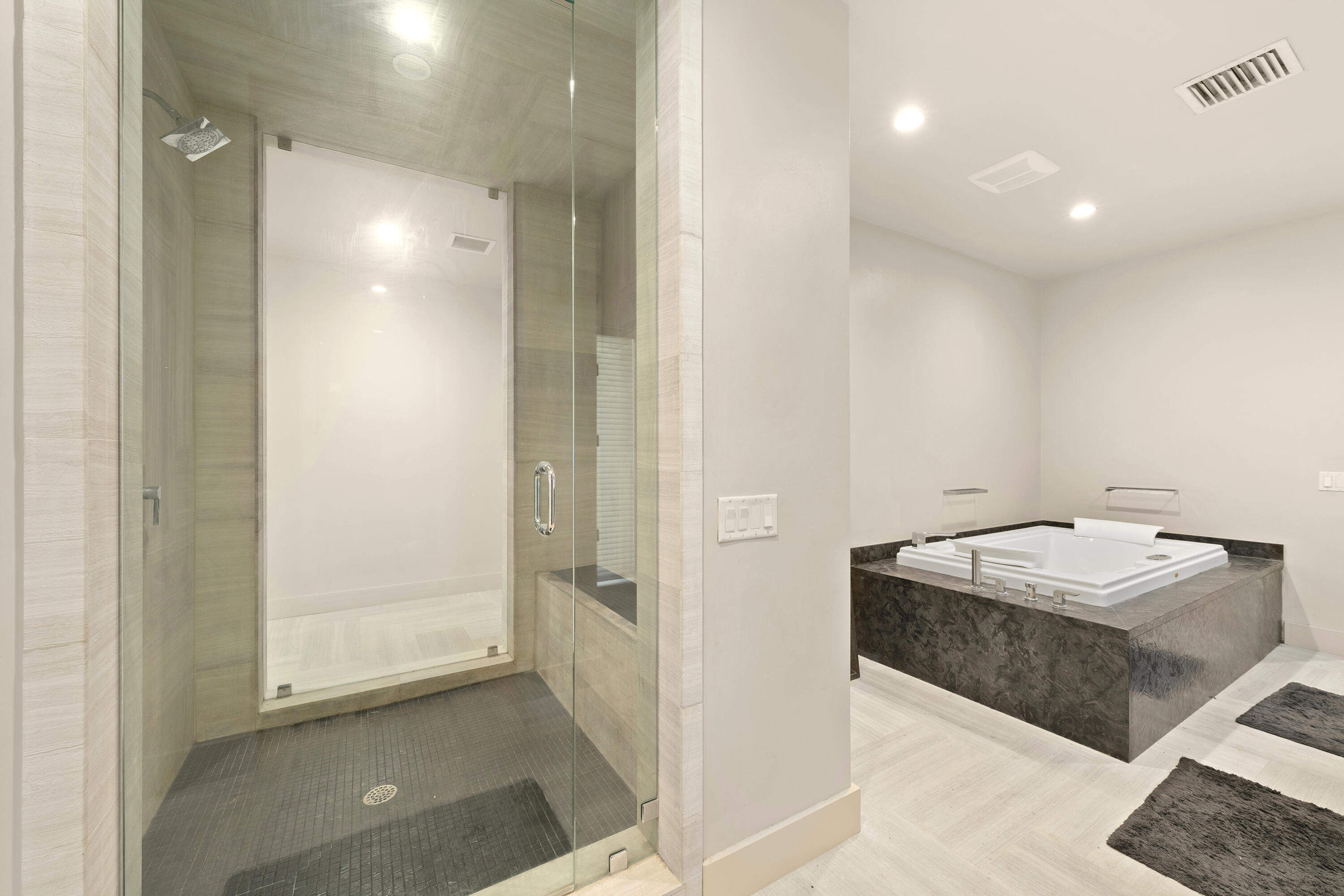 SUNSHINE RANCHES - Residential