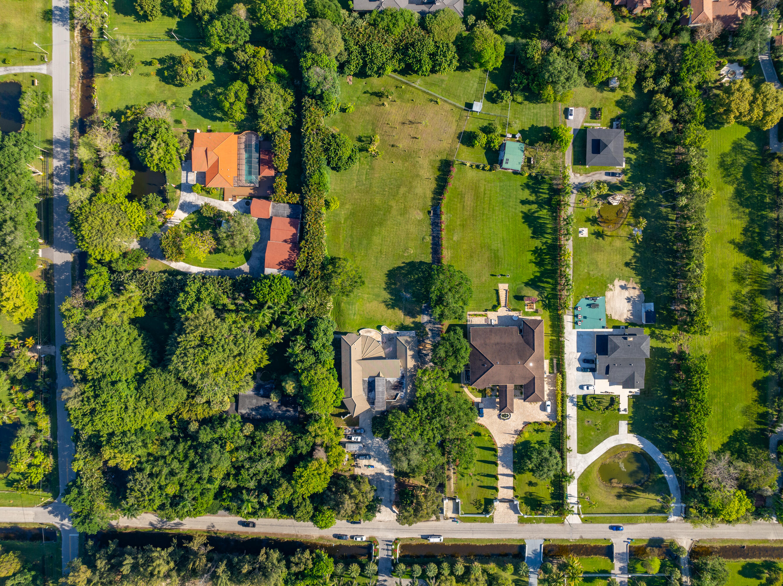 SUNSHINE RANCHES - Residential